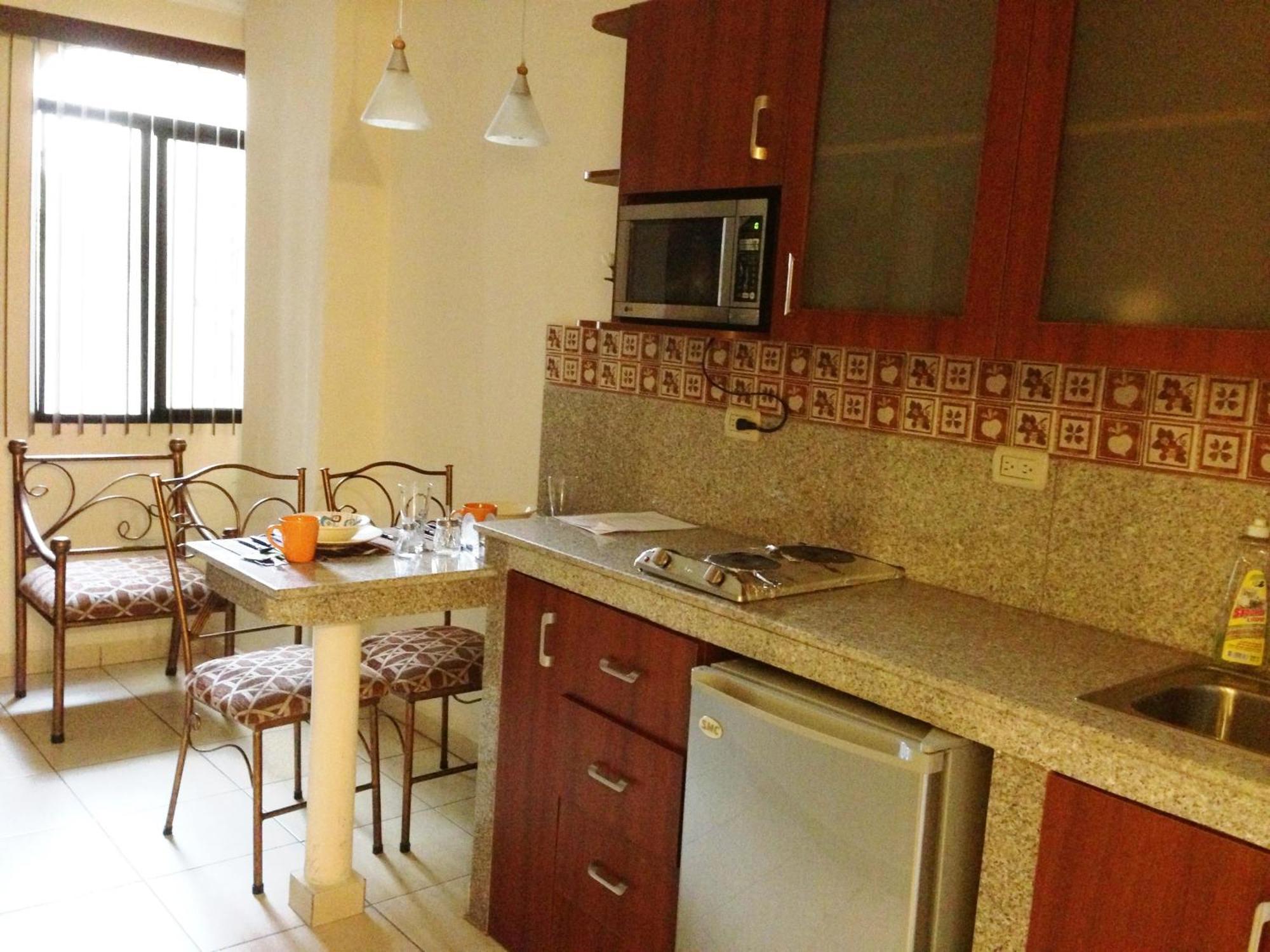 El Patio Suites II Guayaquil Bagian luar foto