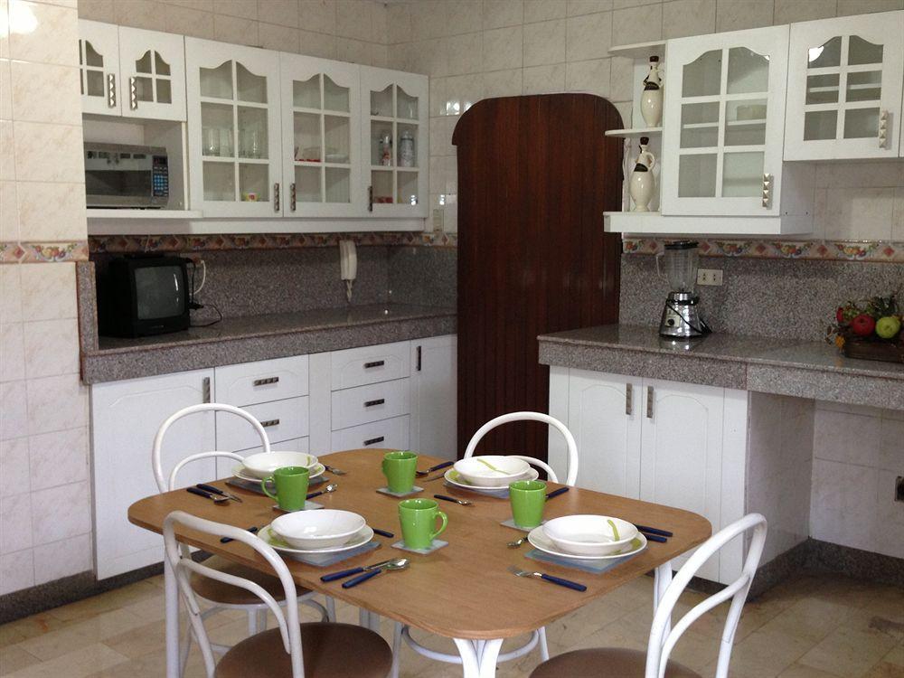 El Patio Suites II Guayaquil Bagian luar foto