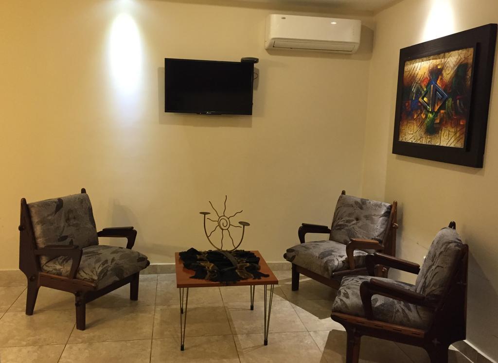 El Patio Suites II Guayaquil Bagian luar foto